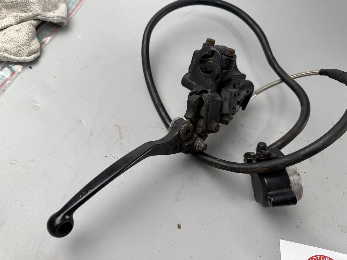 Triumph Speed Triple 900 T300B Kupplungseinheit Kupplungsarmatur Clutch Pump