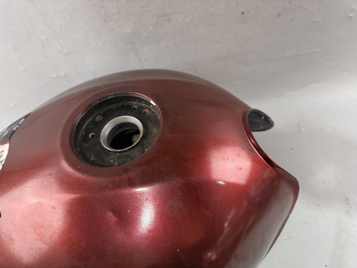 Suzuki GSX 750 AE Inazuma Tank Benzintank Kraftstofftank Fuel Gas Gasoline