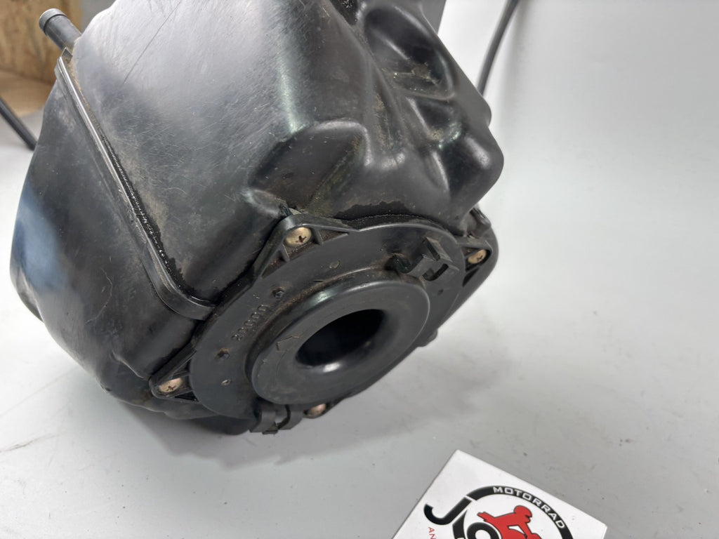 Suzuki GSX 750 F AK11 Luftfilterkasten Airbox Ansaugung Air