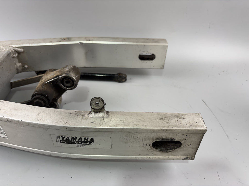 Yamaha FZS600 Fazer RJ02 Schwinge Schwingarm Swing Aufhängung