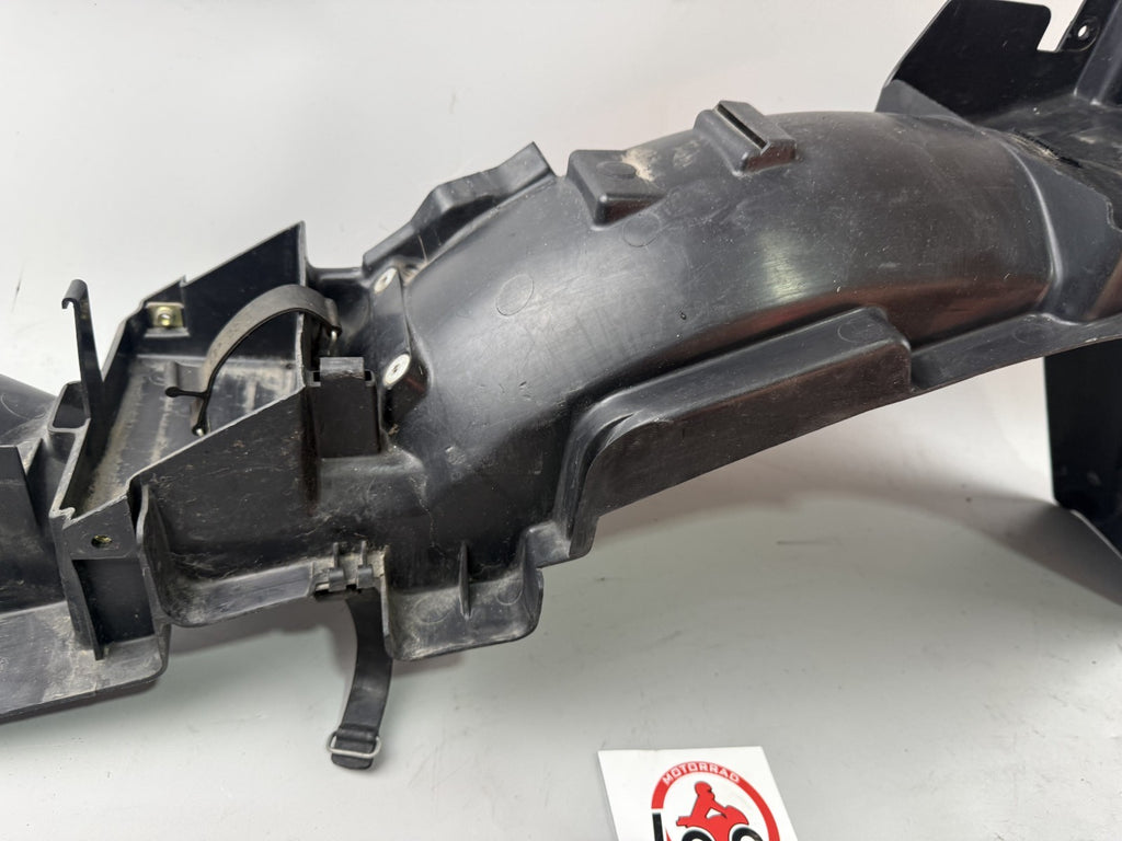 Yamaha XJ 600 Diversion 4BR 4LX Heckuntersicht unter Verkleidung Radlauf Fender