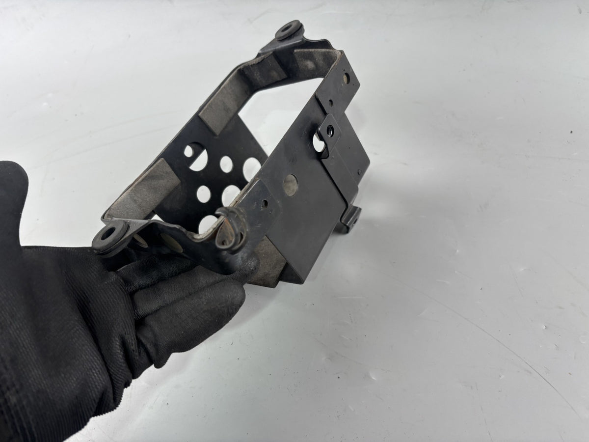 Suzuki GSX 1200 A3 Inazuma Batteriekasten Batteriefach Holder Halterung