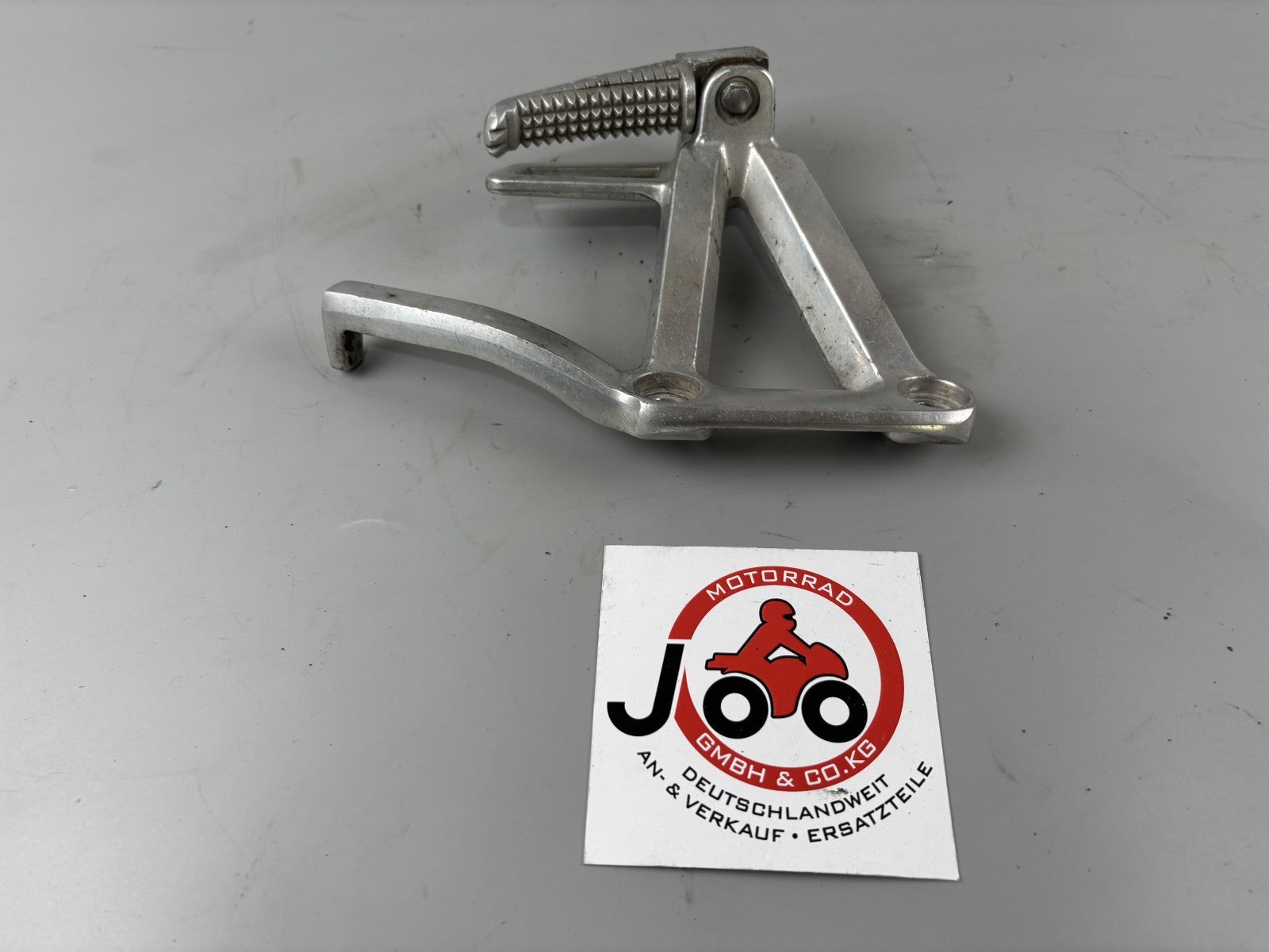Yamaha FZS600 Fazer RJ02 Fußrasten Sozius Step back hinten Beifahrer links left