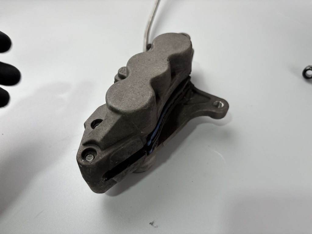Kawasaki ZX6R ZX636 A 2002 Bremsanlage Bremse Brake Sattel Pumpe vorne front