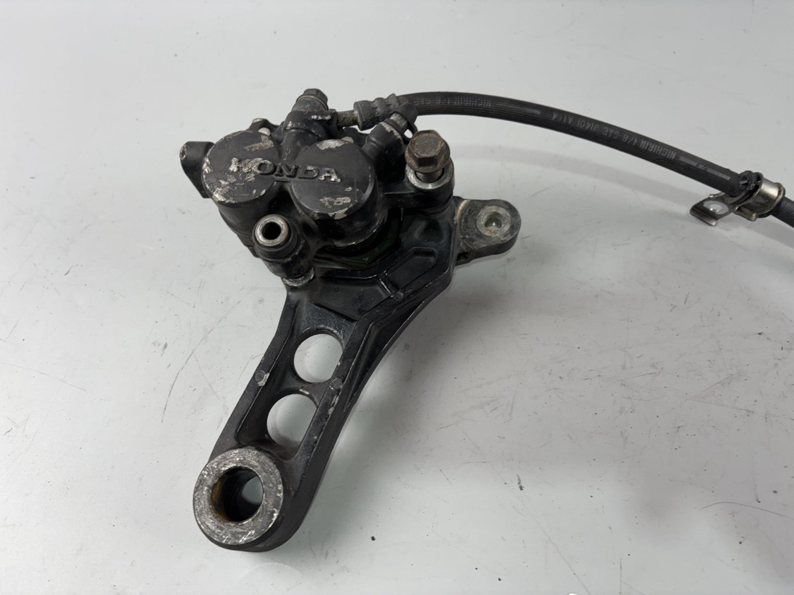Honda VF 750 F RC15 Bremse Bremsanlage hinten back Sattel Pumpe Leitung