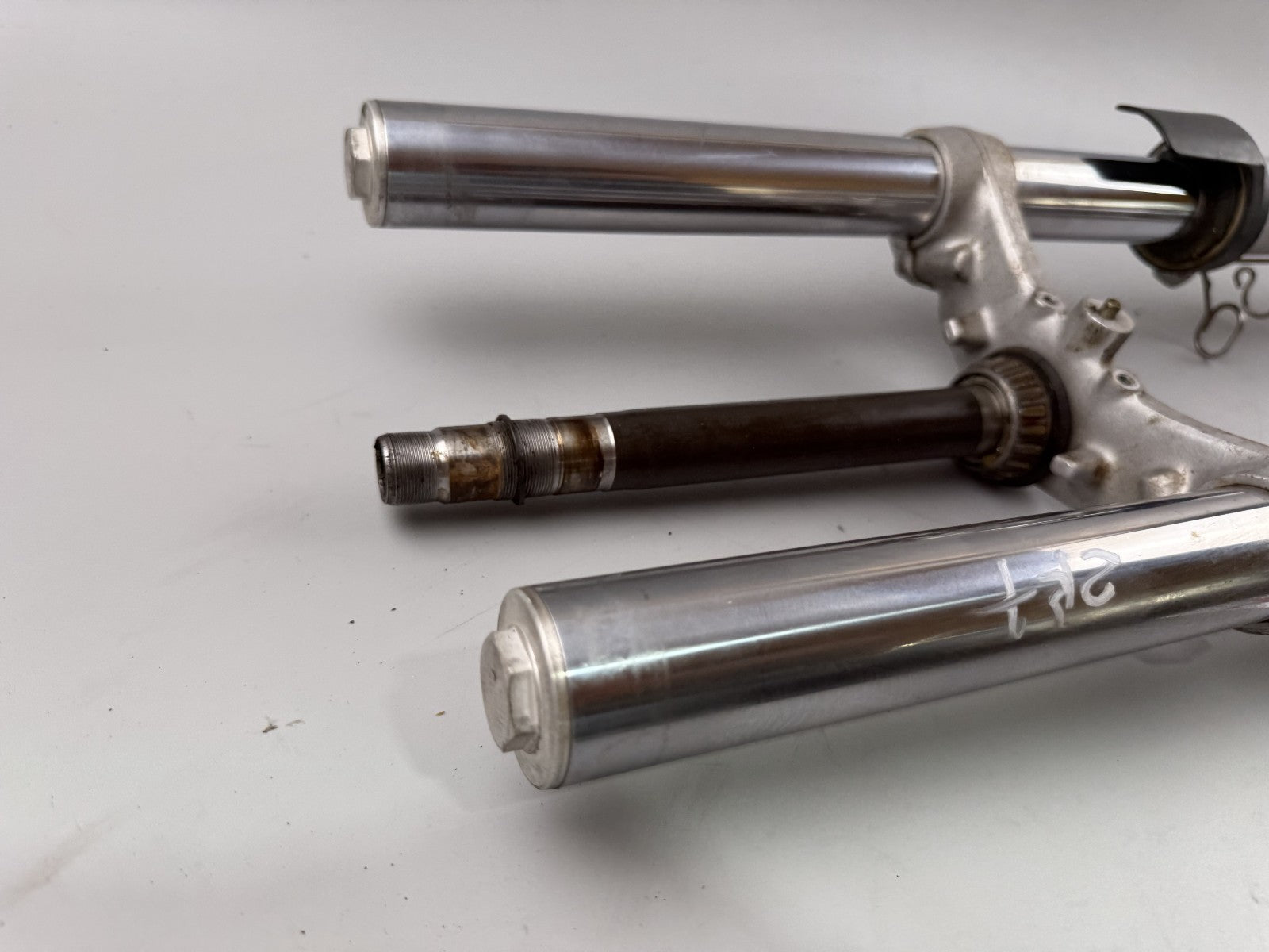 Kawasaki ZR-7 ZR750F Gabel Standrohr Tauchrohr Fork Absorber Federung vorne