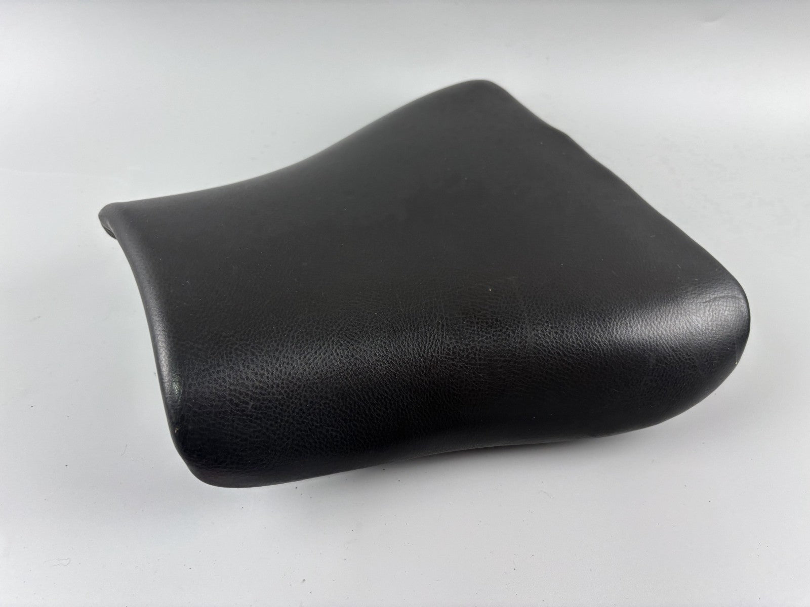 Triumph Daytona 955i T595 N 2002 Fahrersitz Seat Sitz Sitzbank Driver vorn front