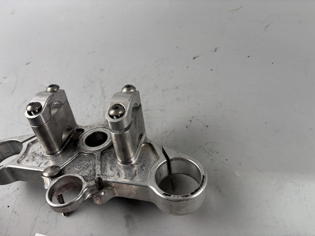 Honda CBR 1000F SC24 Gabelbrücke Bridge Verbindung oben Obere