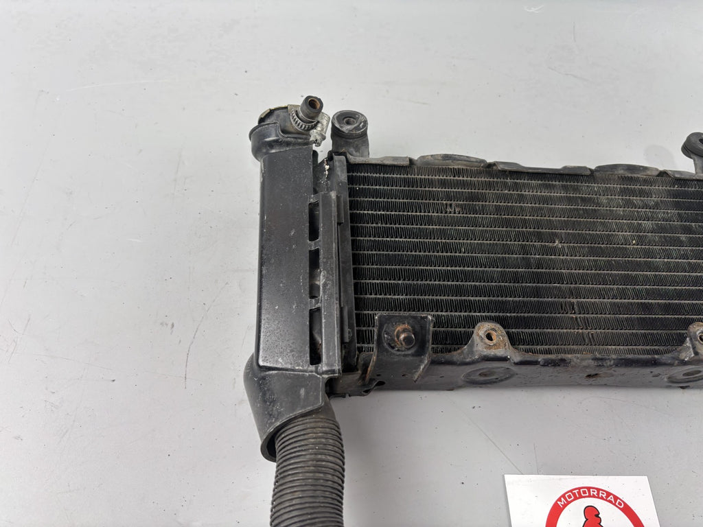 Honda VF 750 F RC15 Wasserkühler Watercooler Kühler Kühlung Motor Engine