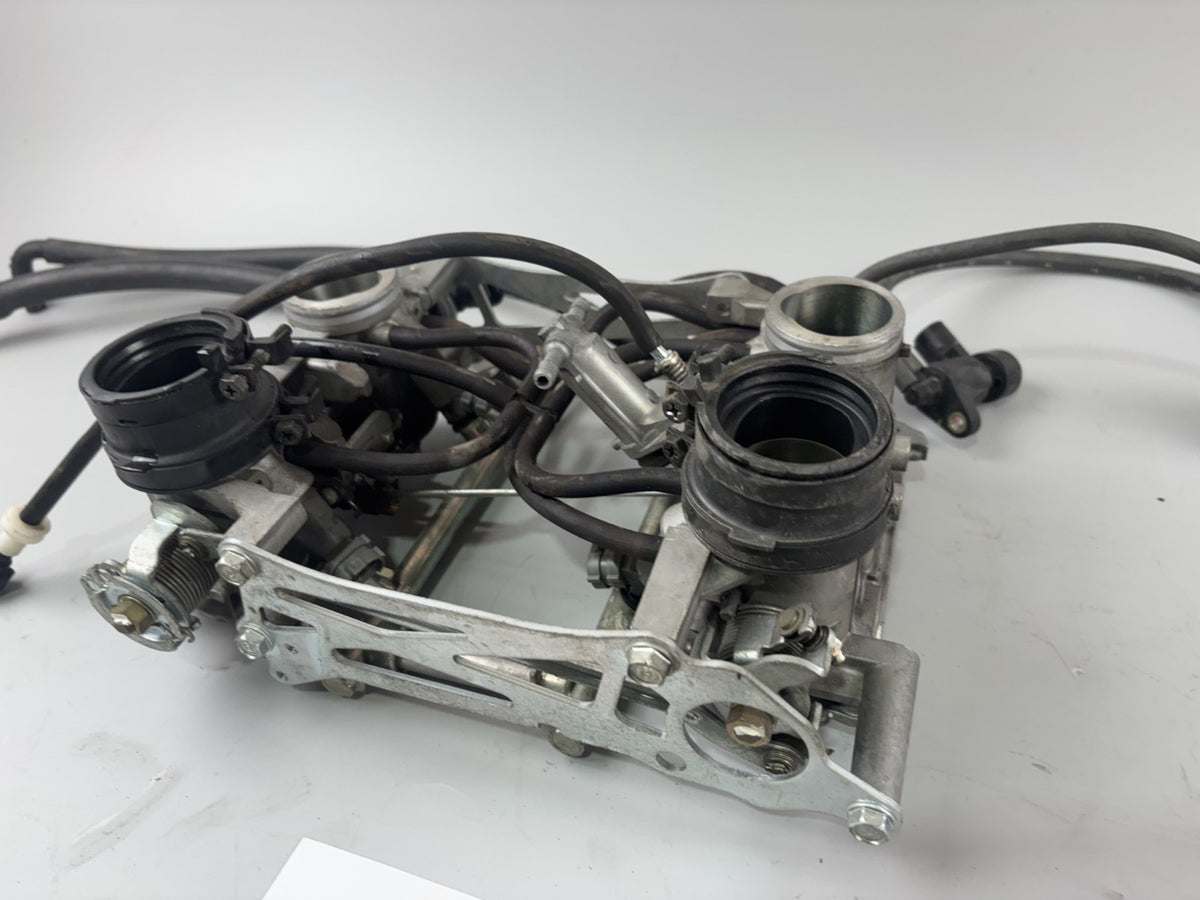 Honda VFR800 RC46/2 VTEC Einspritzanlage Fuel Gas Drosselklappen Einspritzdüsen