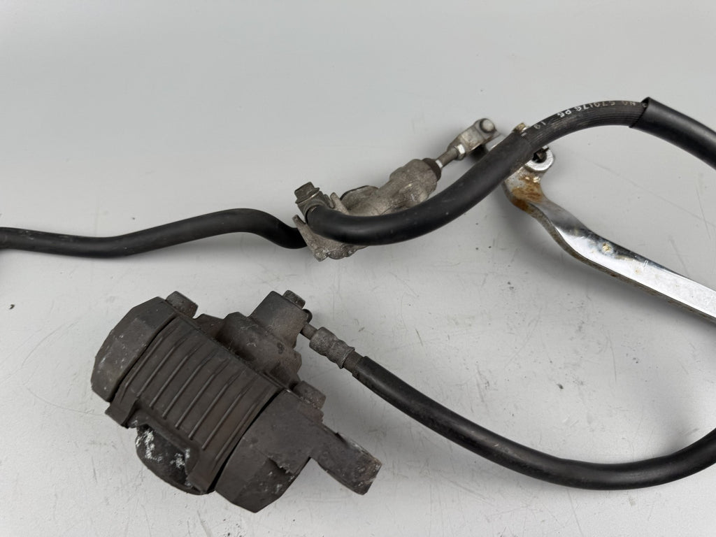 Suzuki GSX750 AE Inazuma Bremse Bremsanlage Brake Sattel Pumpe