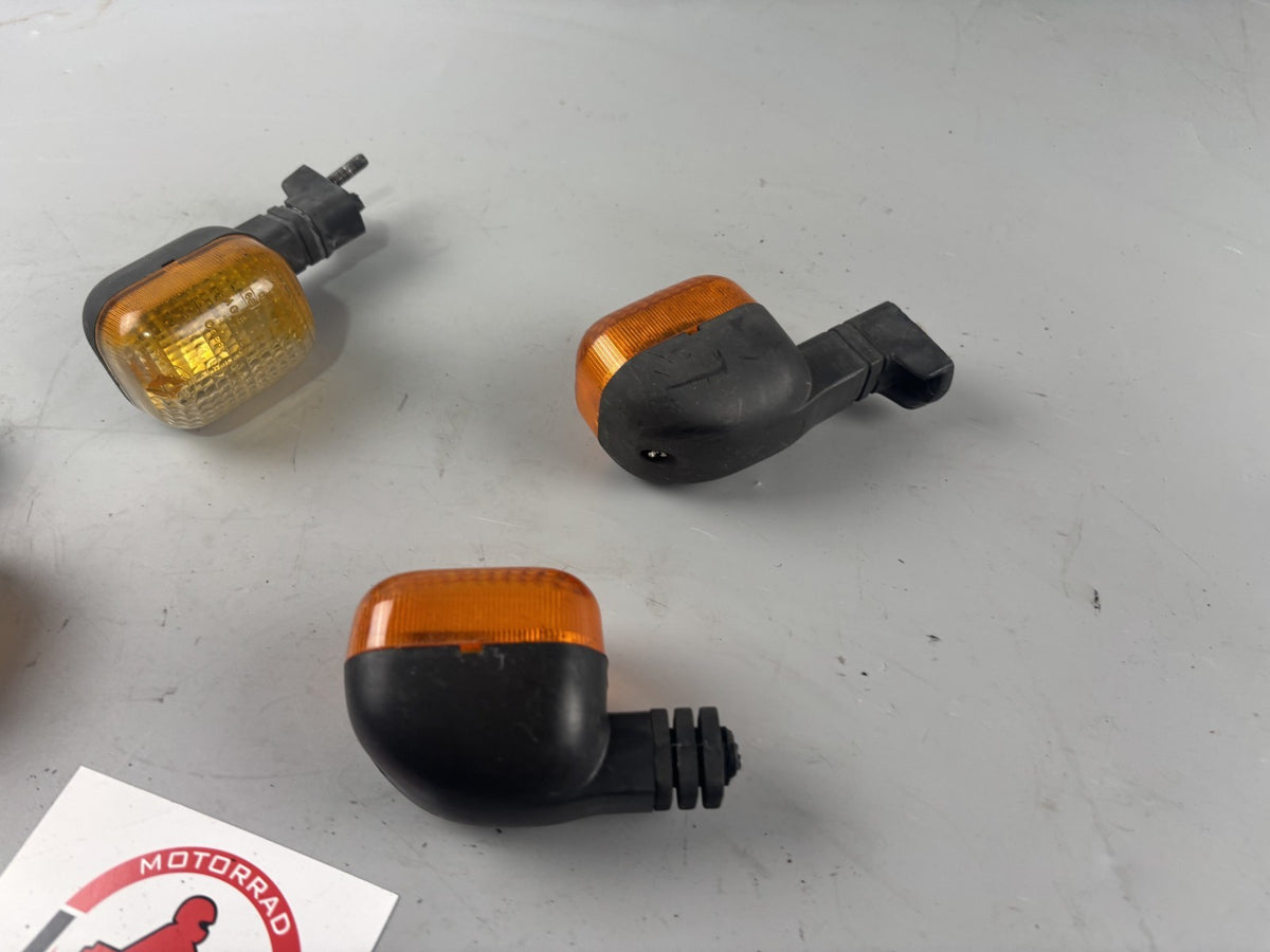 BMW F 650 CS Scarver Blinkerset Blinkerpaar Turn Signal Lighters Licht