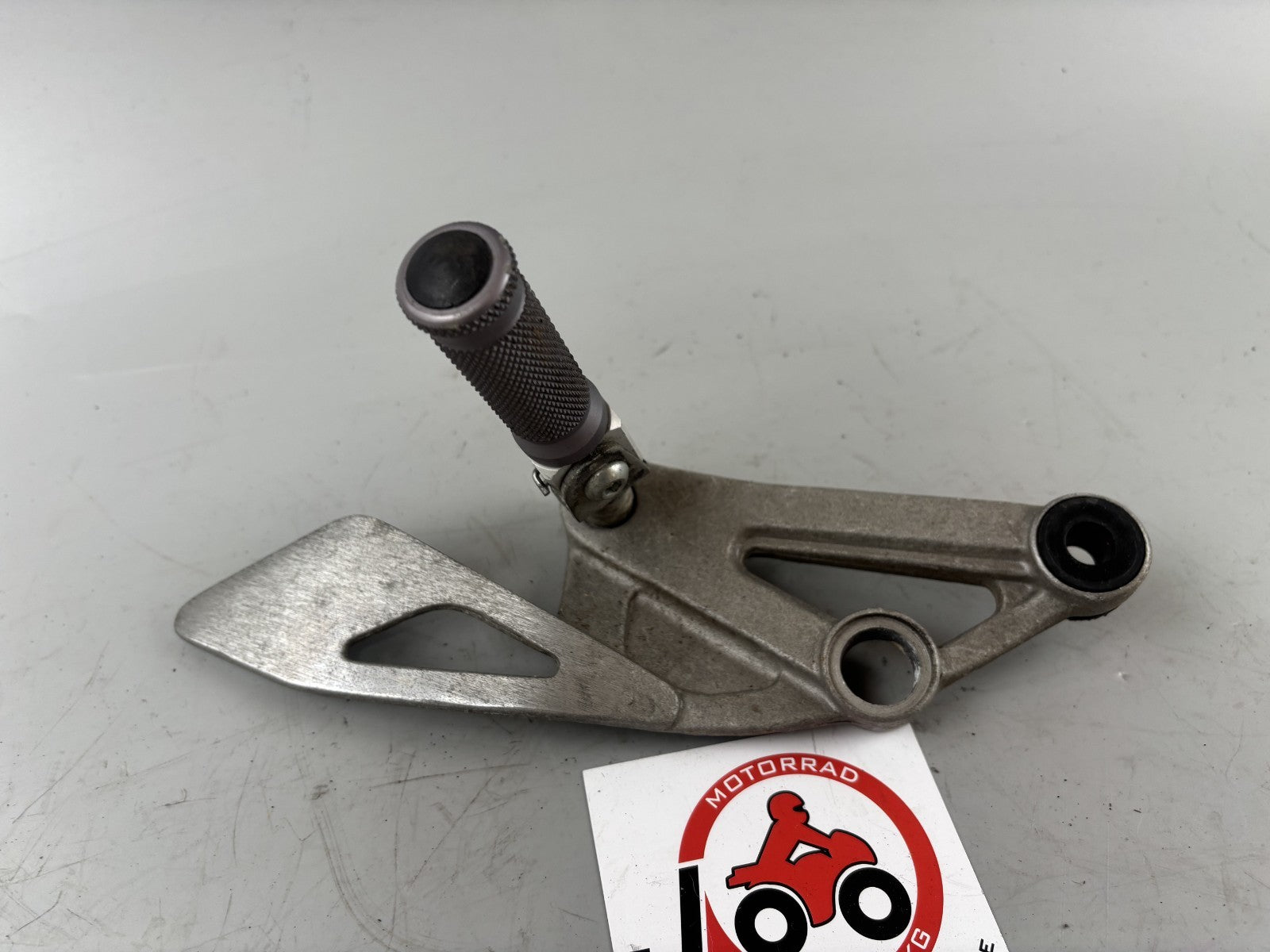 Yamaha SZR 660 Belgarda 4SU Fußraste links left Foot Hanger Step