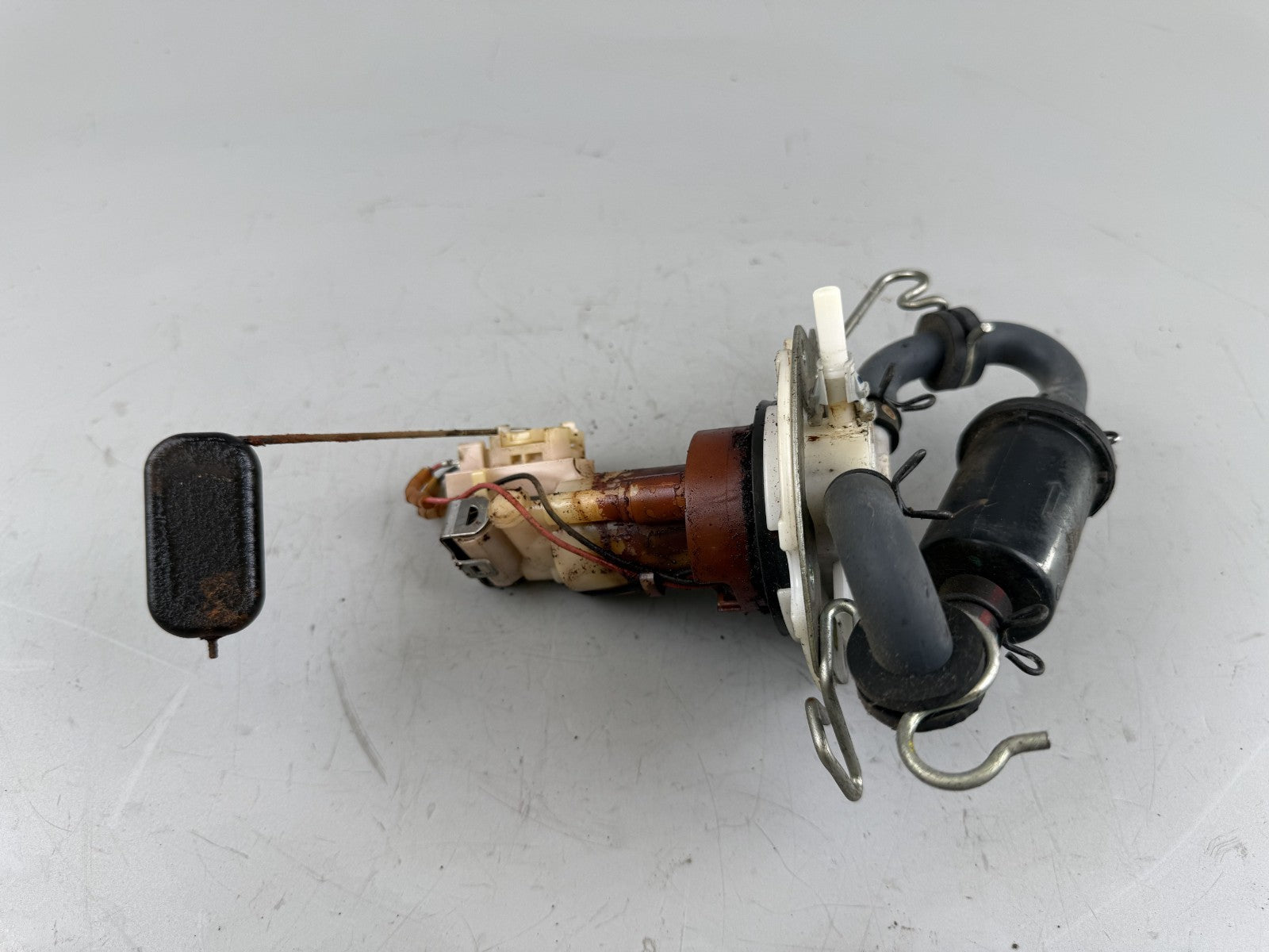Honda CBR125 JC50 Schwimmer Tankgeber Füllstandgeber