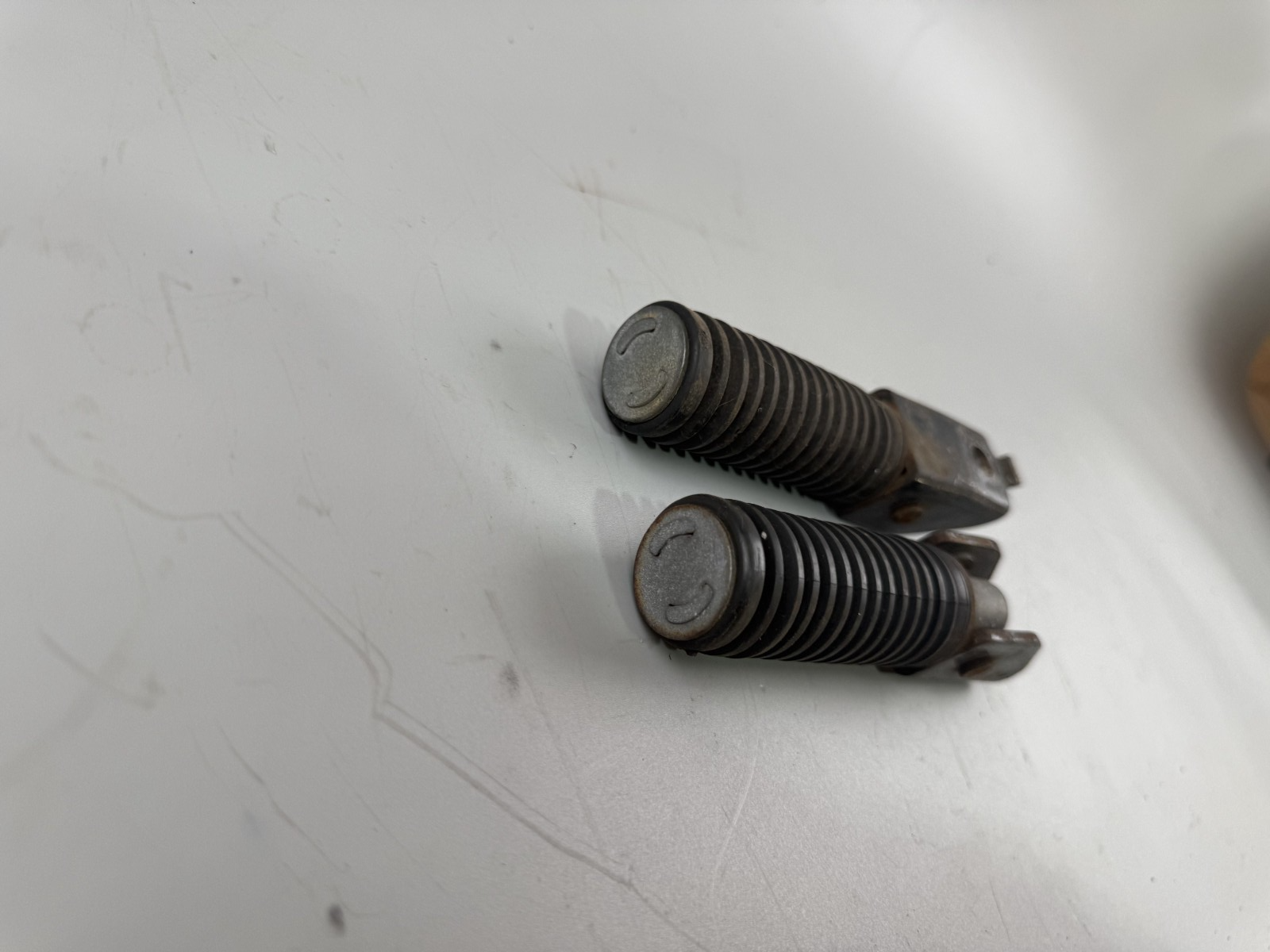 Honda CX500 Fußraste hinten links rechts Sozius Hangers Foot