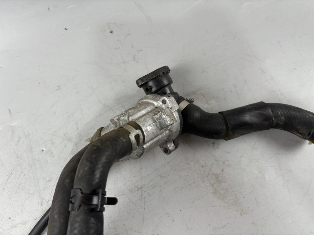 Yamaha FZS600 Fazer RJ02 Thermostat Cooler Kühler Einfüllstutzen