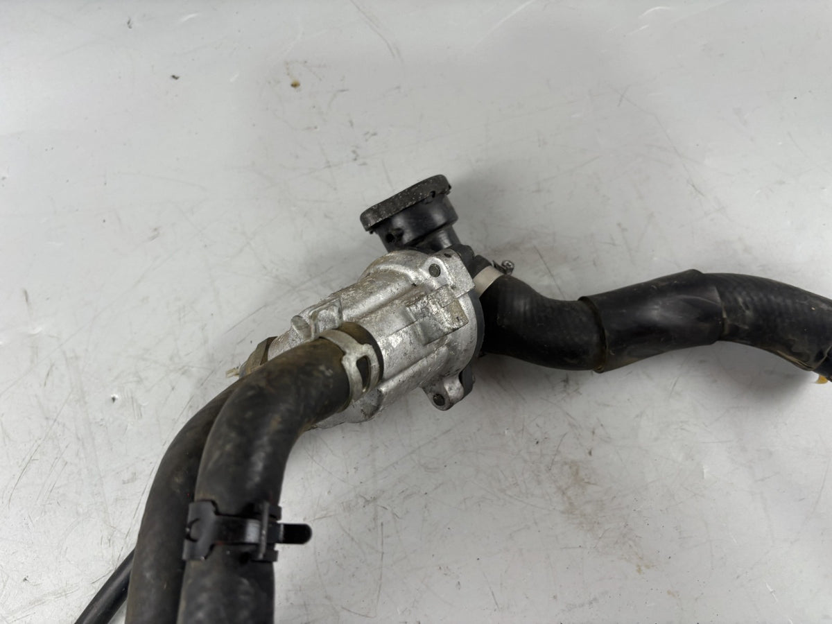 Yamaha FZS600 Fazer RJ02 Thermostat Cooler Kühler Einfüllstutzen