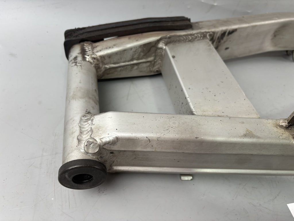 Suzuki GSX750 AE Inazuma Schwinge Schwingarm Swing Aufhängung Antrieb