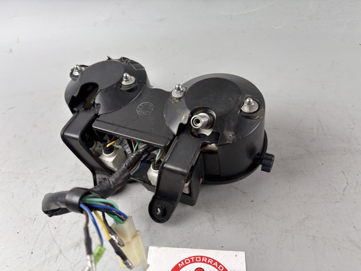 Yamaha YBR 125 RE05 Tacho Cockpit Instrumente DZM Drehzahlmesser Speedometer