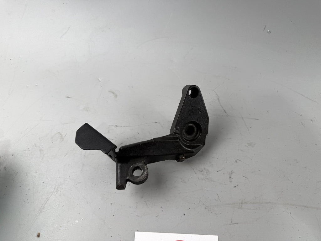 Triumph Speed Triple 900 T300B Abdeckung Cover Halterung Holder