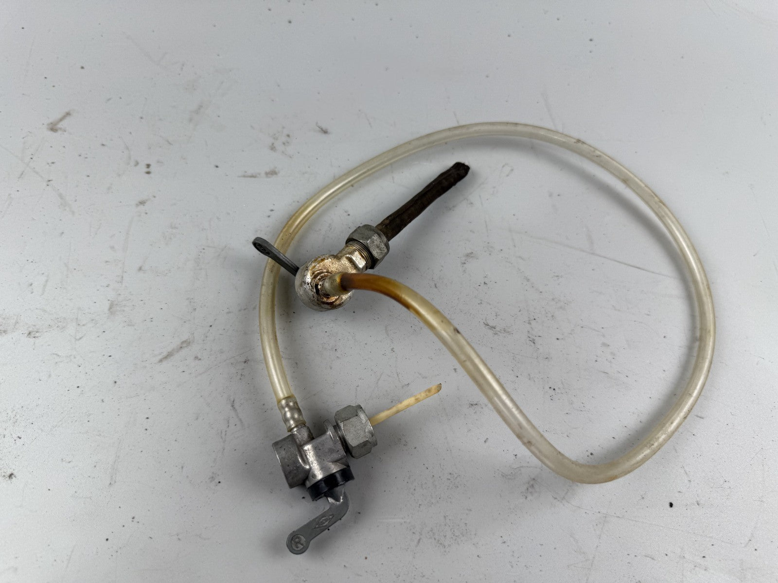 Honda CX500 Benzinhahn Treibstoff Gas Gasoline Fuel
