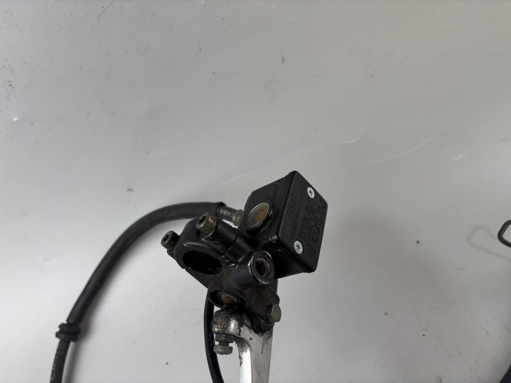 Yamaha Majesty 250 Bremse Bremsanlage Sattel Pumpe Leitung vorne front