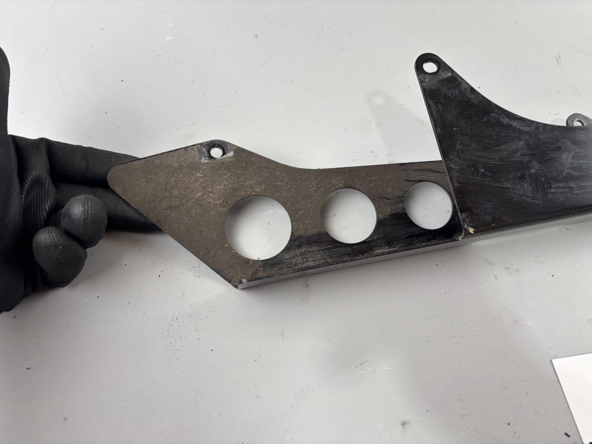 Kawasaki ZRX1100 ZRT10C Kettenschutz Chain Abdeckung Cover Deckel