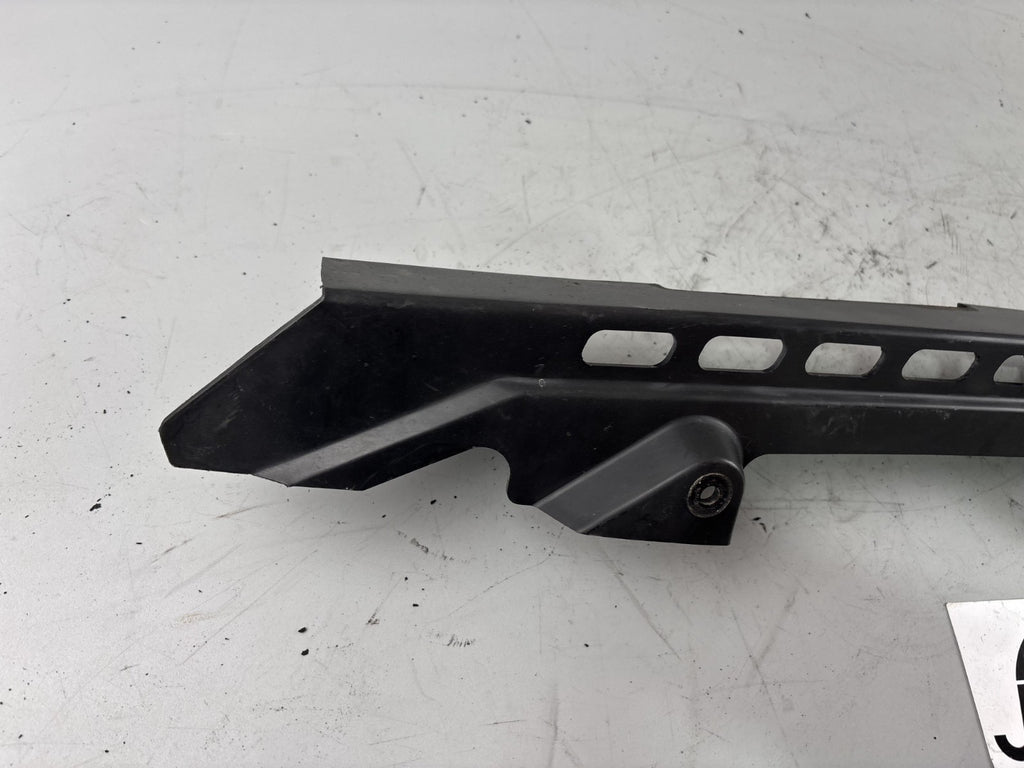 Yamaha FZS600 Fazer RJ02 Kettenschutz Abdeckung Cover Verkleidung Chain