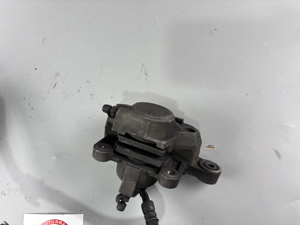 Kawasaki ZRX1100 ZRT10C Bremsanlage Bremse Brake Sattel Pumpe hinten back
