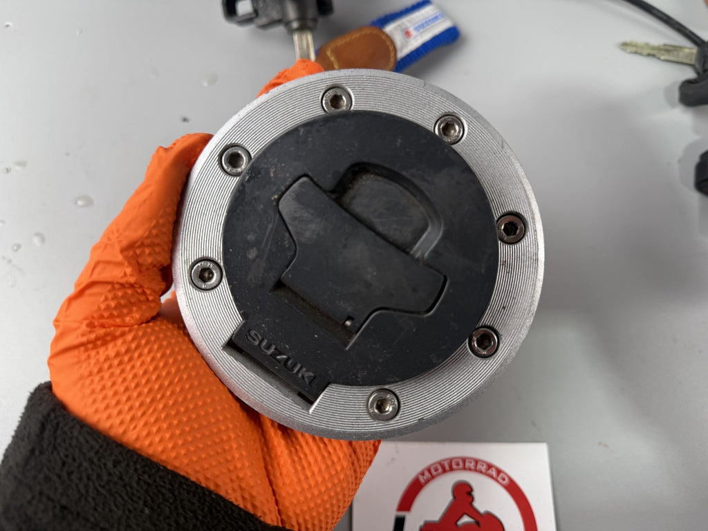 Suzuki GSF 600 Bandit POP WVA8 Schlosssatz Zündschloss Sitzbank Key Lock Tank