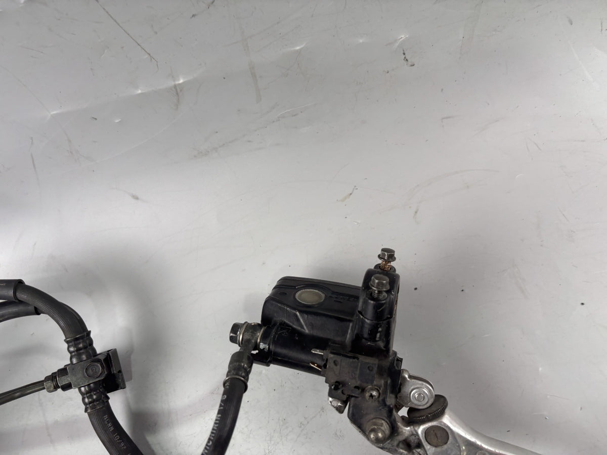 Honda CBR 1000F SC24 Bremsanlage Bremse Brake Sattel Pumpe vorne front
