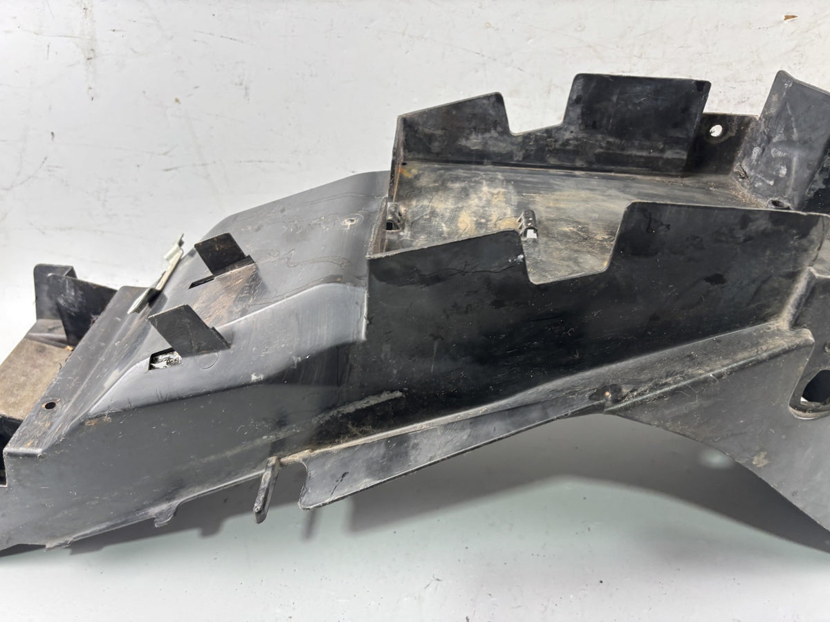 Suzuki GSF600 GN77B Heckuntersicht Fender Radlauf Schutzblech Kotflügel