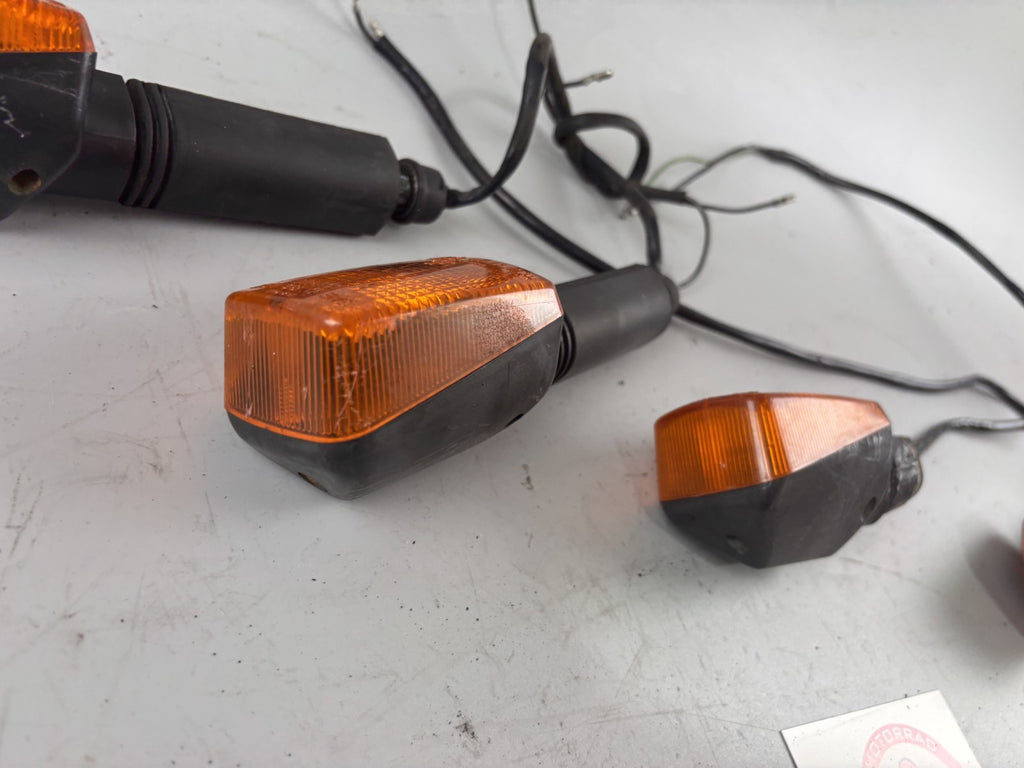 Suzuki DR 800 S DR BIG SR43 A/B Blinker Blinkerset Blinkerpaar Turn Signal