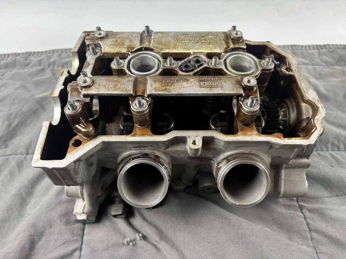 BMW F800 S ST Motor Zylinderkopf Zylinder Cylinder Head