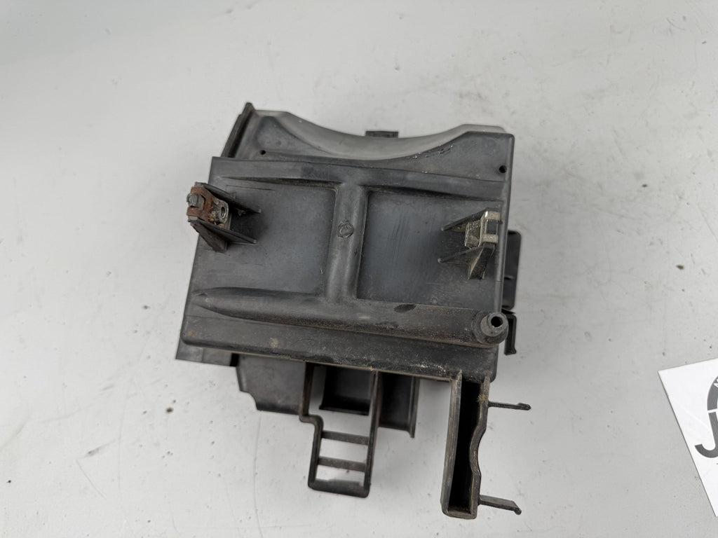 Honda CBR 600 F PC19 Batteriefach Halterung  Batteriekasten