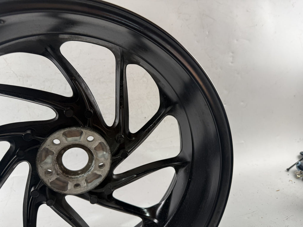BMW F800 S Hinterradfelge Wheel Felge hinten back Rad RIM