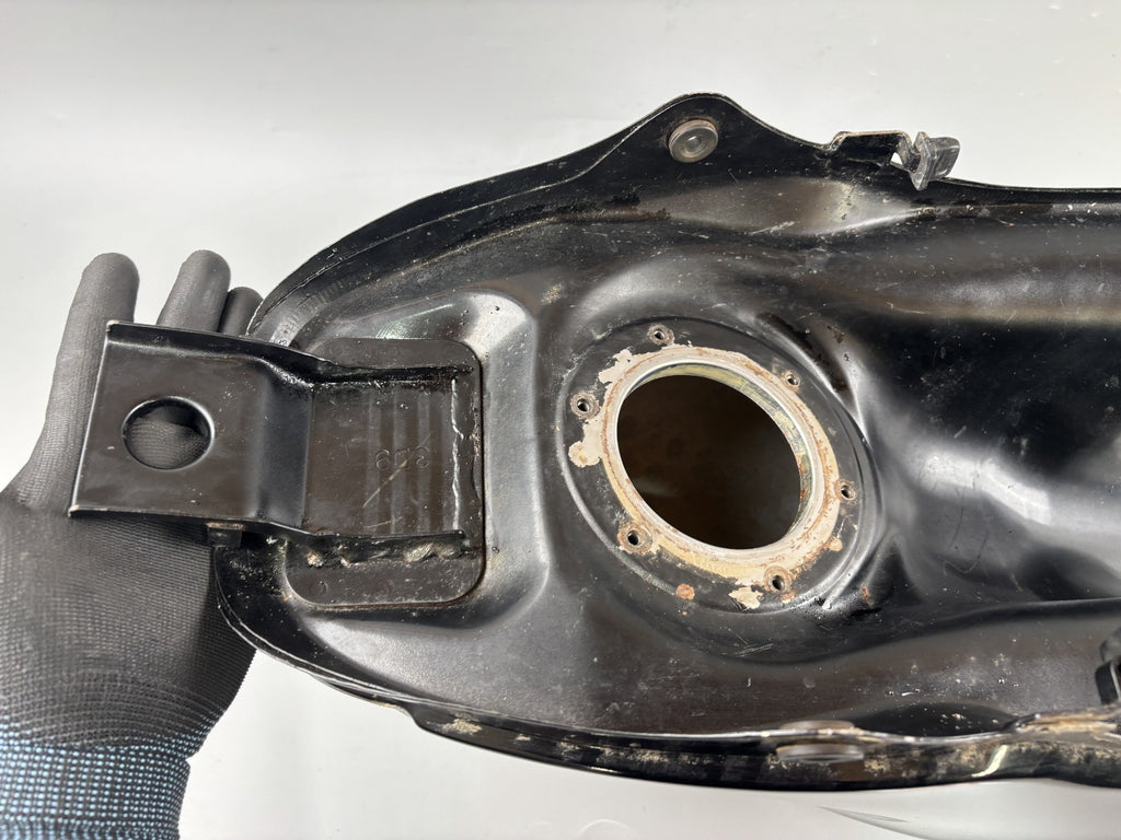 Yamaha YBR 125 RE05 Tank Benzintank Fuel Gas Gasoline Kraftstofftank