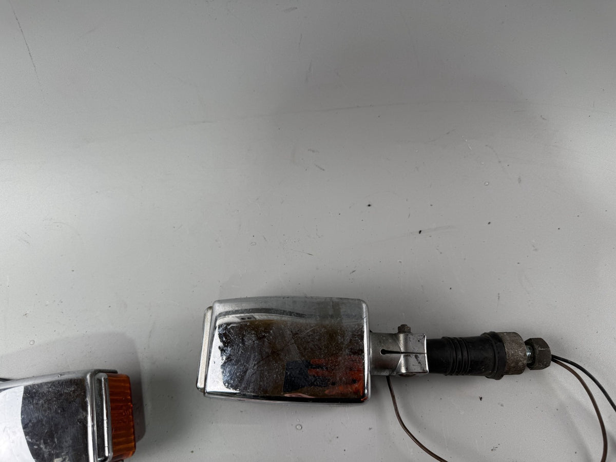 Yamaha XS 400 12E Blinkerpaar Blinkerset Lighters Lampe Turn Signal