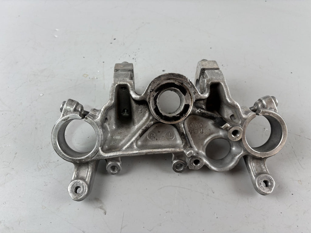 Honda CBX 650 E RC13 Gabelbrücke Bridge obere Gabelbrücke Halter Holder Lenker