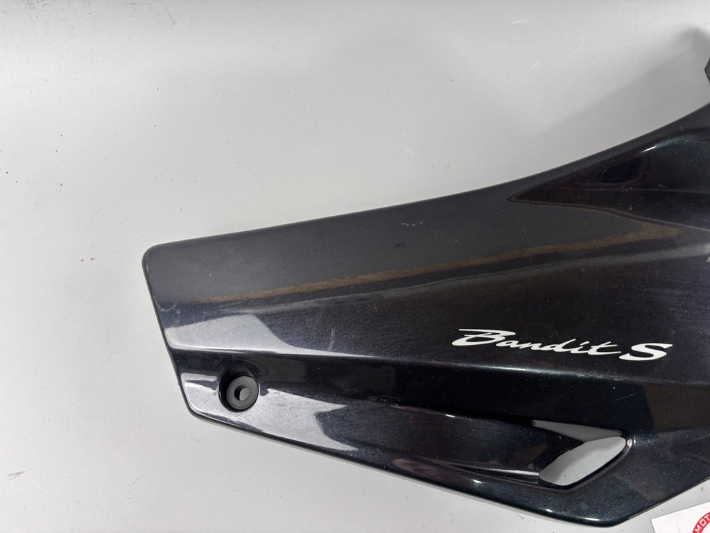 Suzuki GSF600 GN77B Frontverkleidung Seitenteil Seitenverkleidung rechts Kanzel