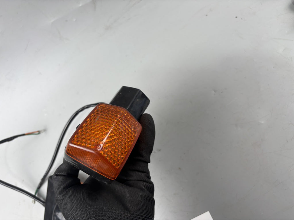 Honda CBR 1000F SC24 Blinker Blinkerpaar hinten back Lighters Licht Lampe