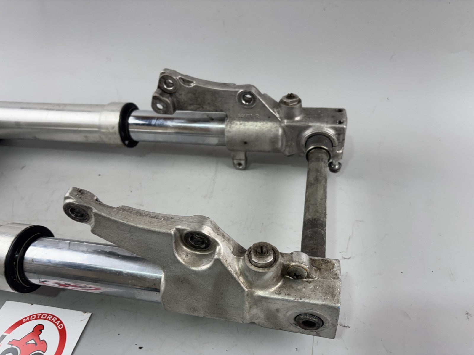 Suzuki GSX-R 750 W GR7BB Gabel Standrohr Tauchrohr Fork Absorber Up Side Down