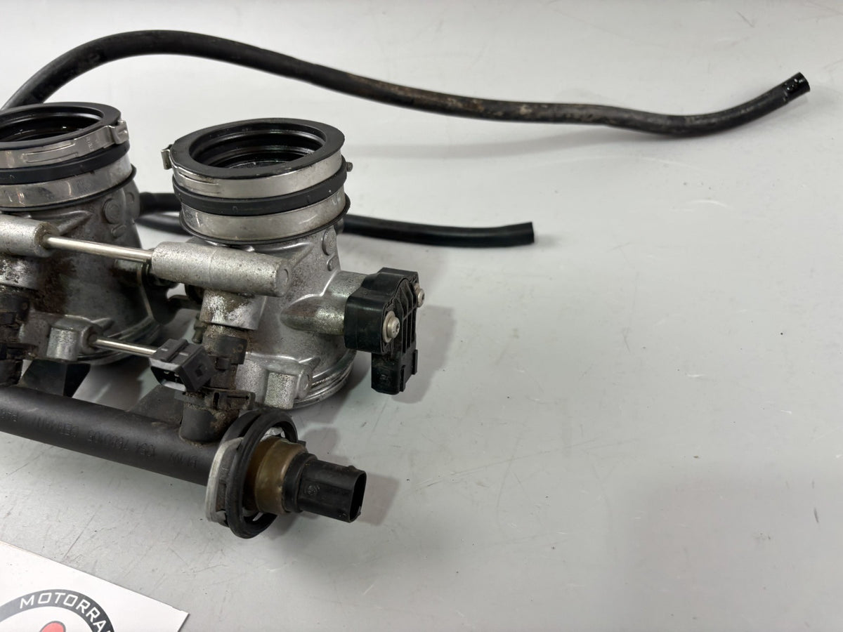 BMW F800 S Einspritzanlage Drosselklappen Fuel Gas Gasoline