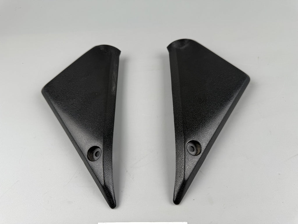 Suzuki GSF600 GN77B Seitendeckel rahmenabdeckung Cover Verkleidung