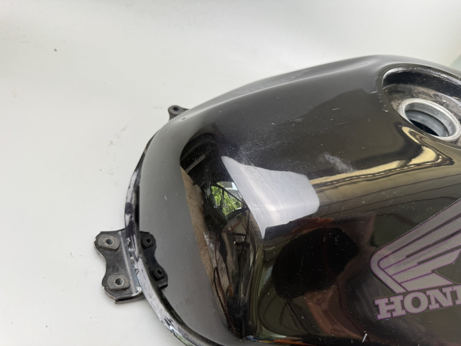 Honda NT650V Deauville RC47 Tank Benzintank Kraftstofftank Gas Gasoline