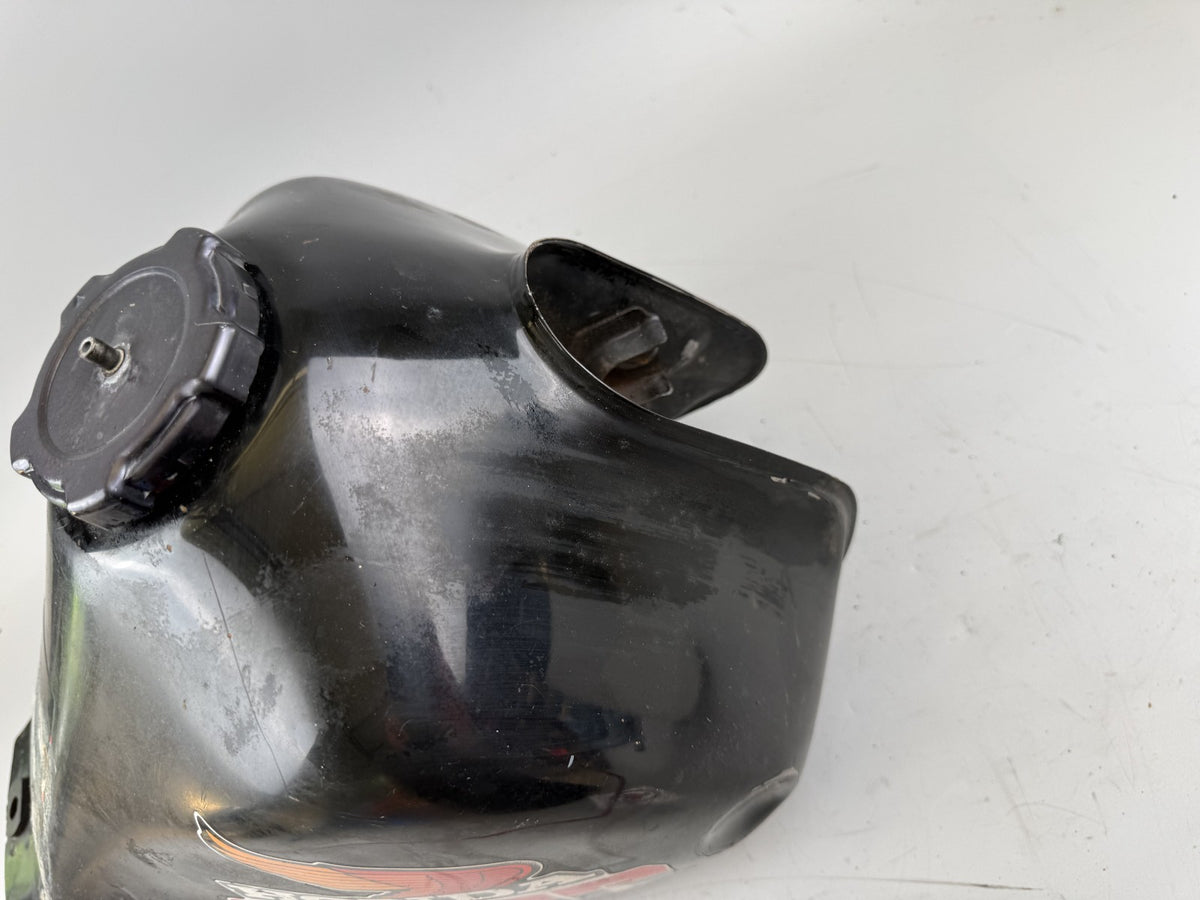 Honda XL350 R ND03 Tank Benzintank Kraftstofftank Gas Gasoline