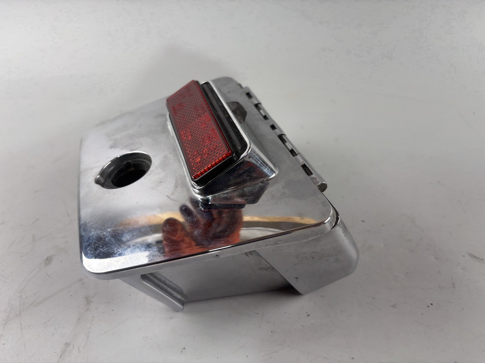 Yamaha XV1100 Virago 3LP Werkzeugfach Tools Box Staufach