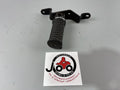 Kawasaki BN125A EL125 Eliminator Fußraste Hangers Foot Step vorn rechts right