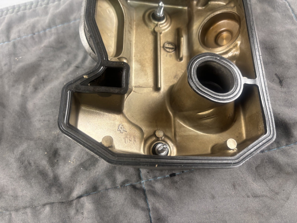 Honda Transalp XL 600 V PD06 Zylinderkopfdeckel Cover Abdeckung Motor Engine