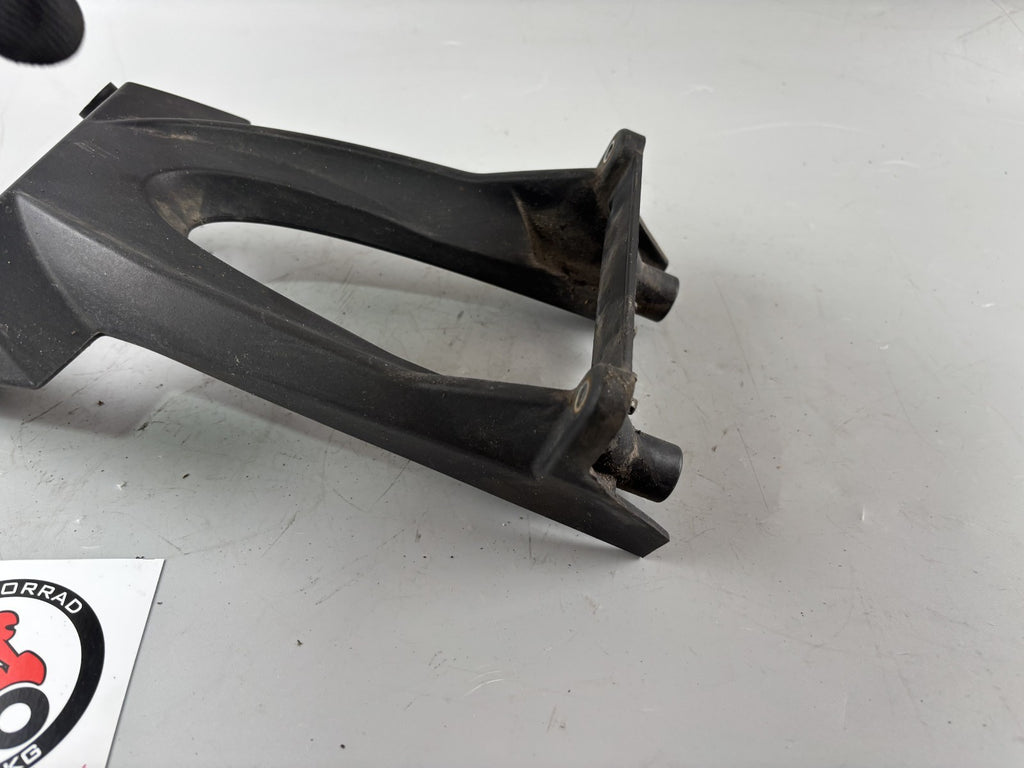 BMW F800 S Kennzeichenhalter numberplate holder Radlauf Spritzschutz